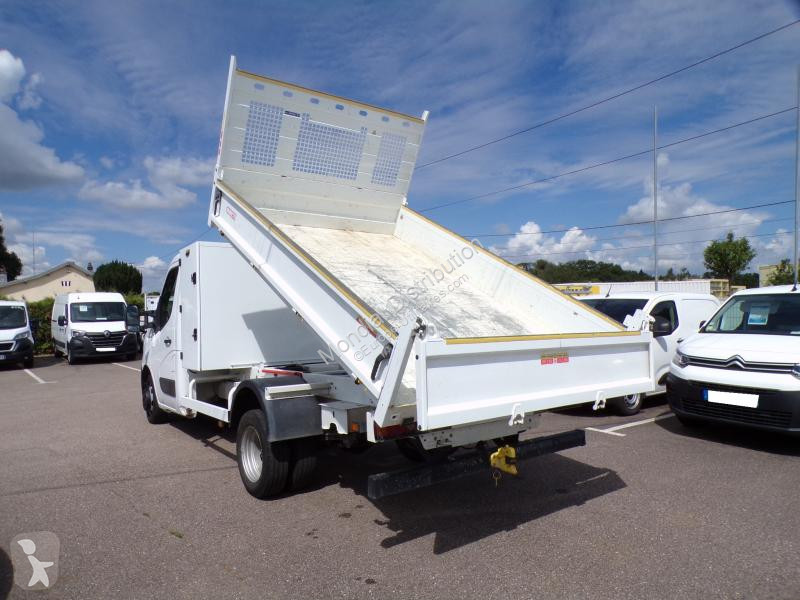 Véhicule utilitaire Renault RJ 3500 DCI 165 PRO...
