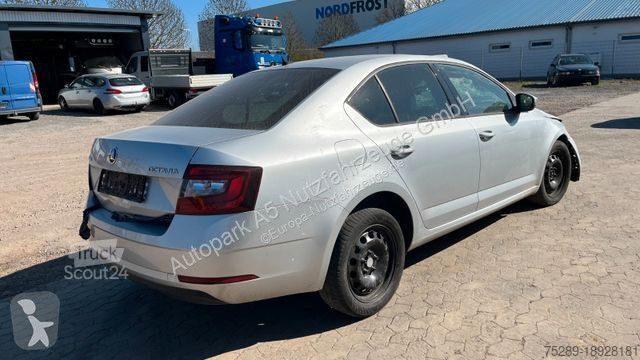 Užitkové vozidlo Skoda Lim. Ambition Unfall