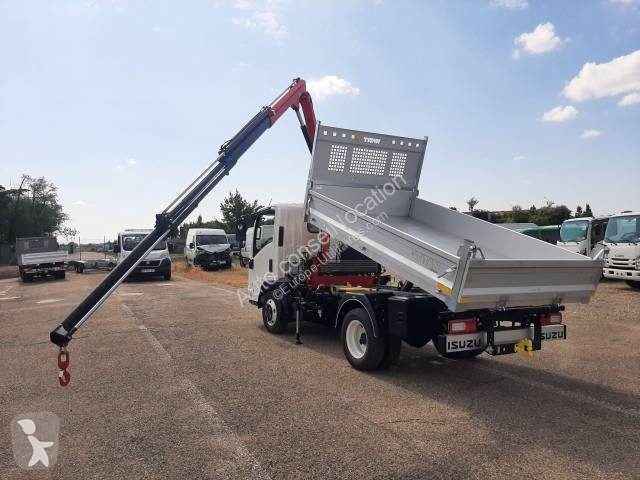 Véhicule utilitaire Isuzu