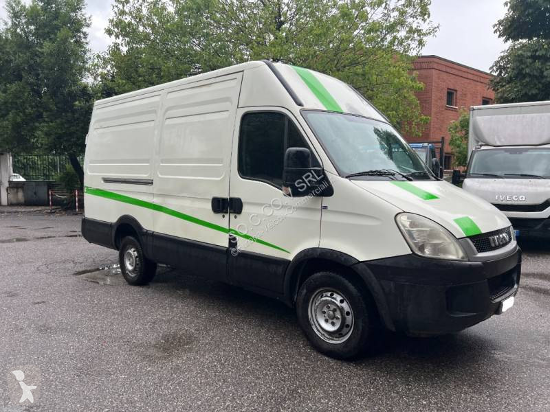 Furgoneta Iveco