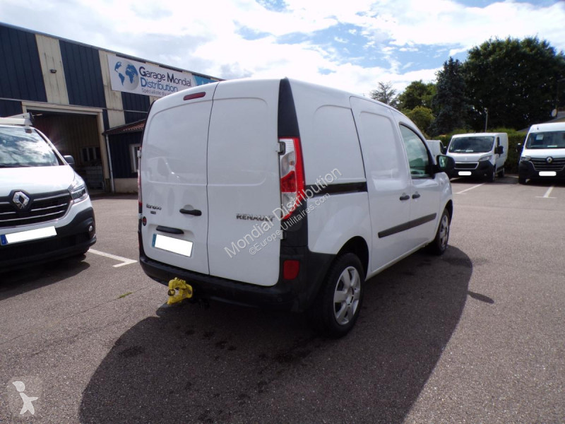 Véhicule utilitaire Renault dci 95 grand confort
