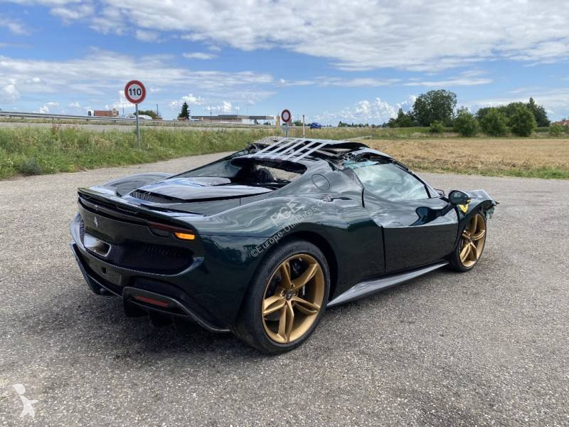 Autoutilitară Ferrari