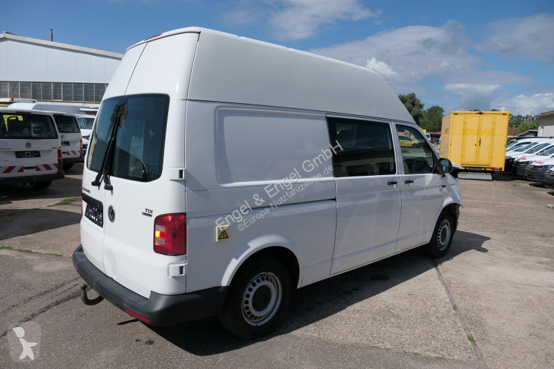 Autoutilitară Volkswagen T6 Transporter 2.0 TDI...