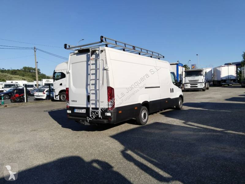 Furgoneta Iveco