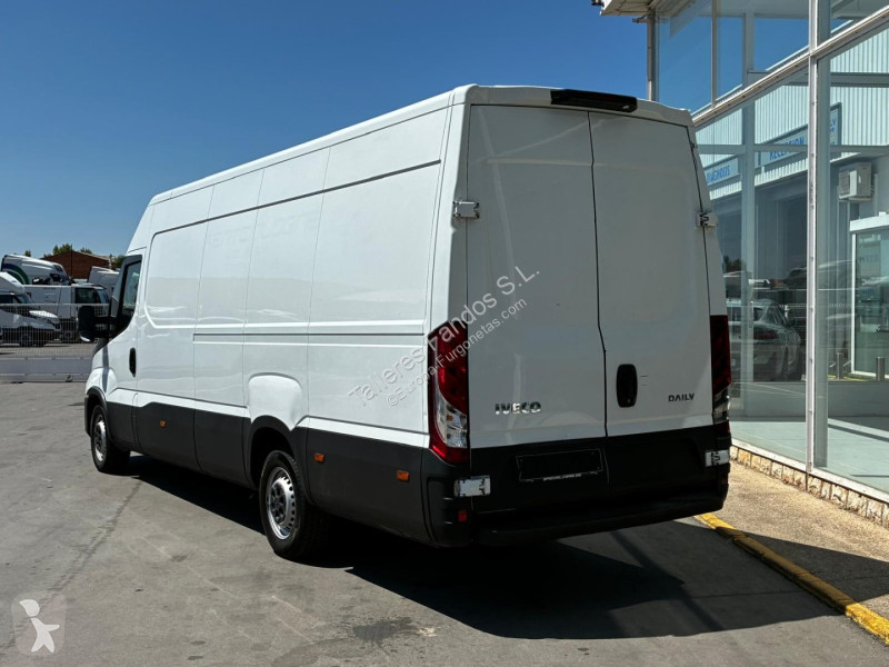Furgoneta Iveco  35S14 16m3