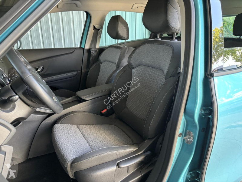 Véhicule utilitaire Renault SCENIC
