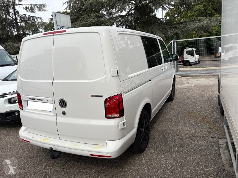 Véhicule utilitaire Volkswagen TRANSPORTER...
