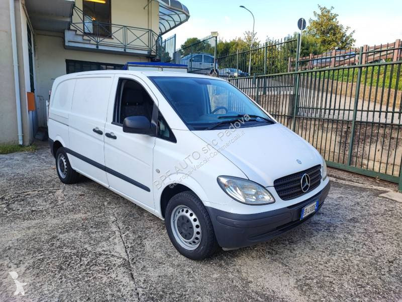 Furgoneta Mercedes