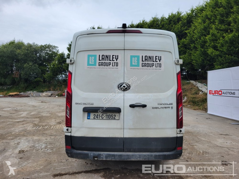 Véhicule utilitaire Maxus 9