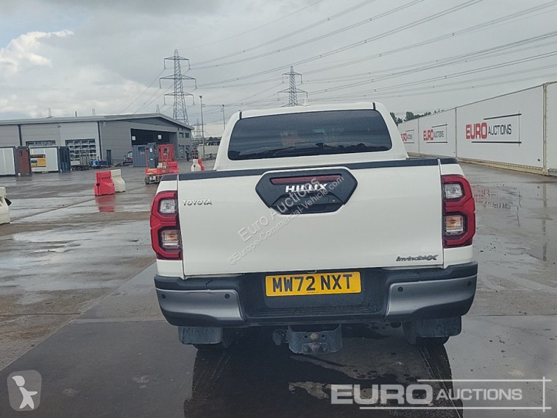 Véhicule utilitaire Toyota Hilux