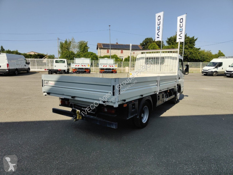 Véhicule utilitaire Fuso 3C15 Empattement 34