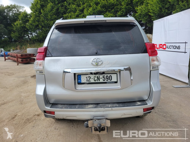 Furgoneta Toyota Landcruiser