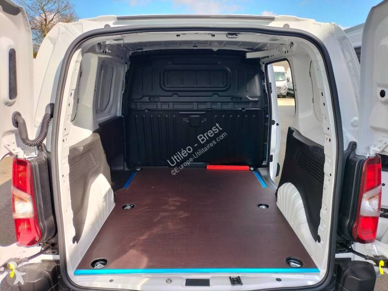 Véhicule utilitaire Opel