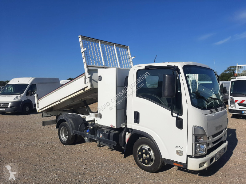 Furgoneta Isuzu BENNE + COFFRE M21 120 R.J
