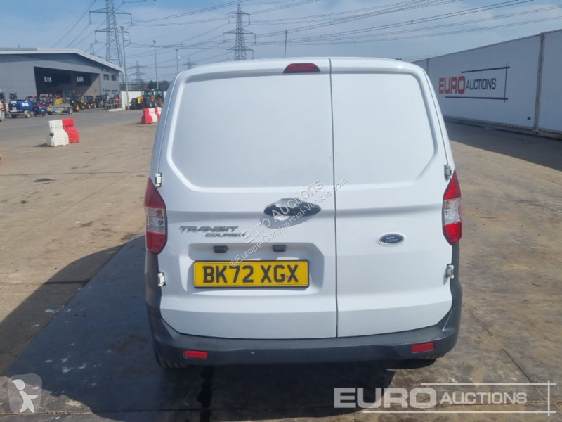 Autoutilitară Ford Courier