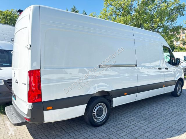 Autoutilitară Mercedes 317 CDI...