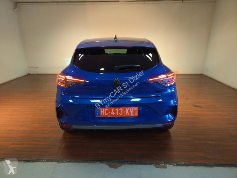 Užitkové vozidlo Renault Clio E-Tech full...