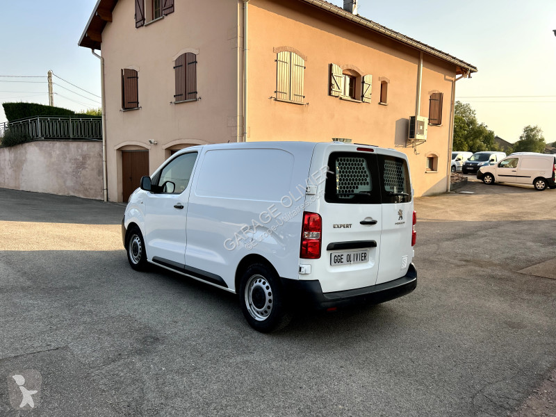 Užitkové vozidlo Peugeot 1.5 Bluehdi 100 Premium