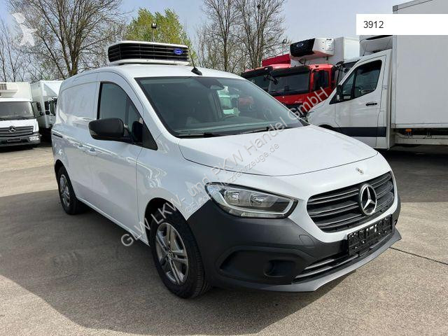 Veículo utilitário Mercedes CITAN 110 CDI