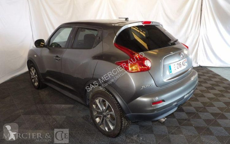 Autoutilitară Nissan