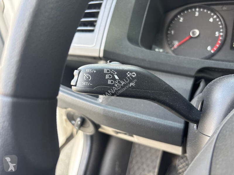 Véhicule utilitaire Volkswagen TOLE L1H1 2.0...