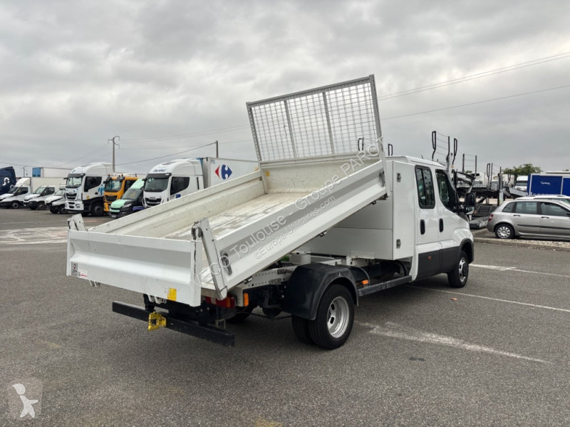 Veicolo commerciale Iveco 35C16H3.0 D...