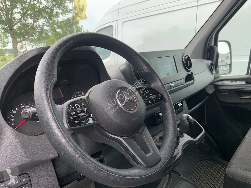 Furgoneta Mercedes 317...