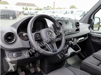 Véhicule utilitaire Mercedes 317 CDI...