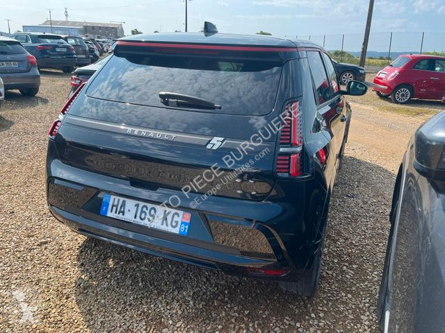 Véhicule utilitaire Renault R5 E-Tech 150...