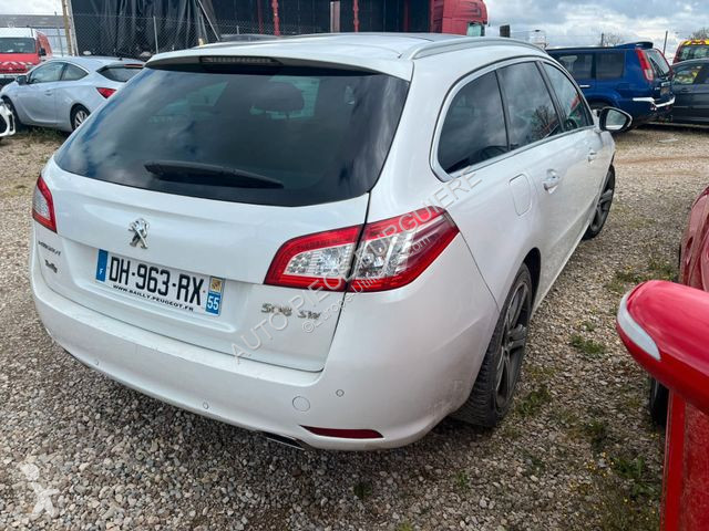 Véhicule utilitaire Peugeot SW 2.2 HDi 204 GT...