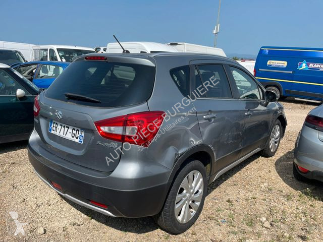 Užitkové vozidlo Suzuki () S-Cross 1.0i S.Cross...