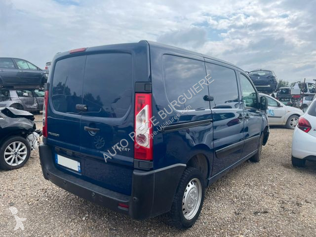 Véhicule utilitaire Peugeot III 2.0 HDi 130...