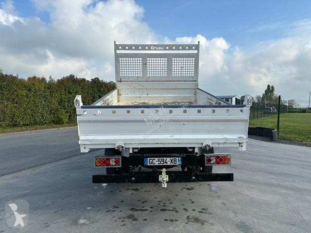 Véhicule utilitaire Renault 2.3 DCI 130 CV