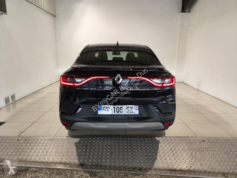 Autoutilitară Renault Arkana mild hybrid 140...
