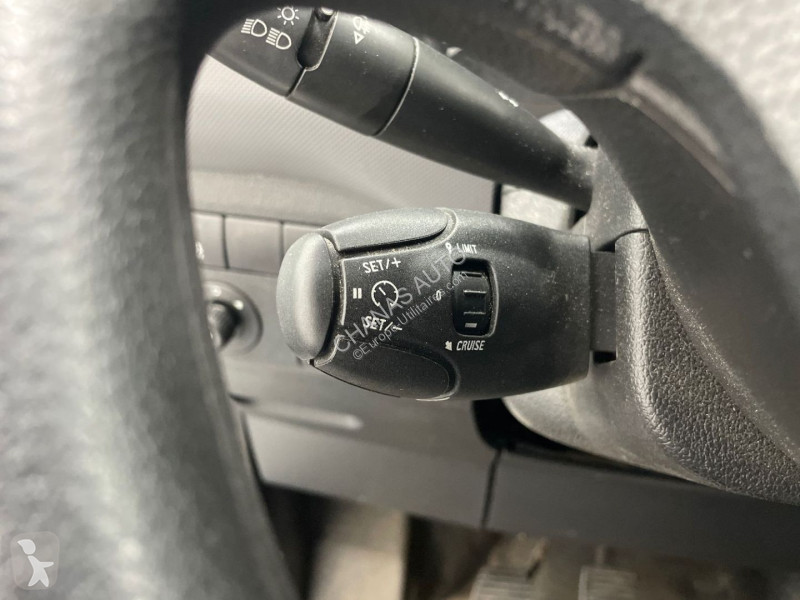 Furgoneta Peugeot LONG 1.6 BLUEHDI 100 PREMIUM...