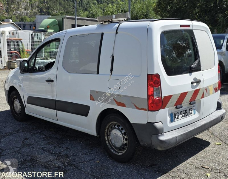 Véhicule utilitaire Citroën BERLINGO