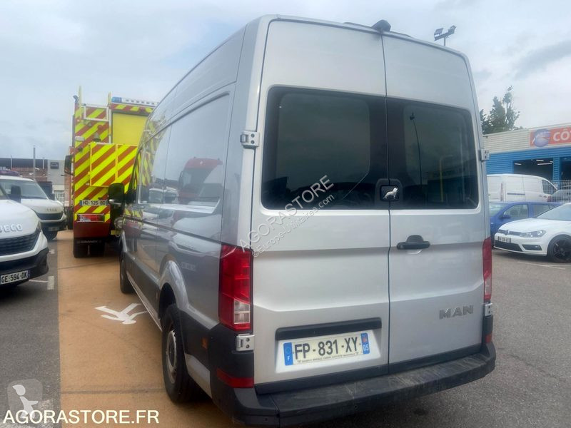 Véhicule utilitaire MAN TGE 3.180