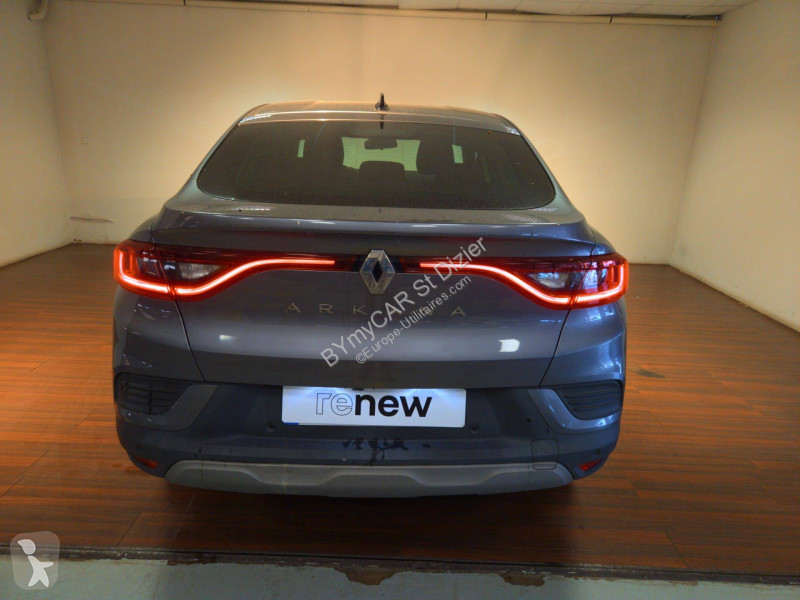 Autoutilitară Renault Arkana mild hybrid 140...
