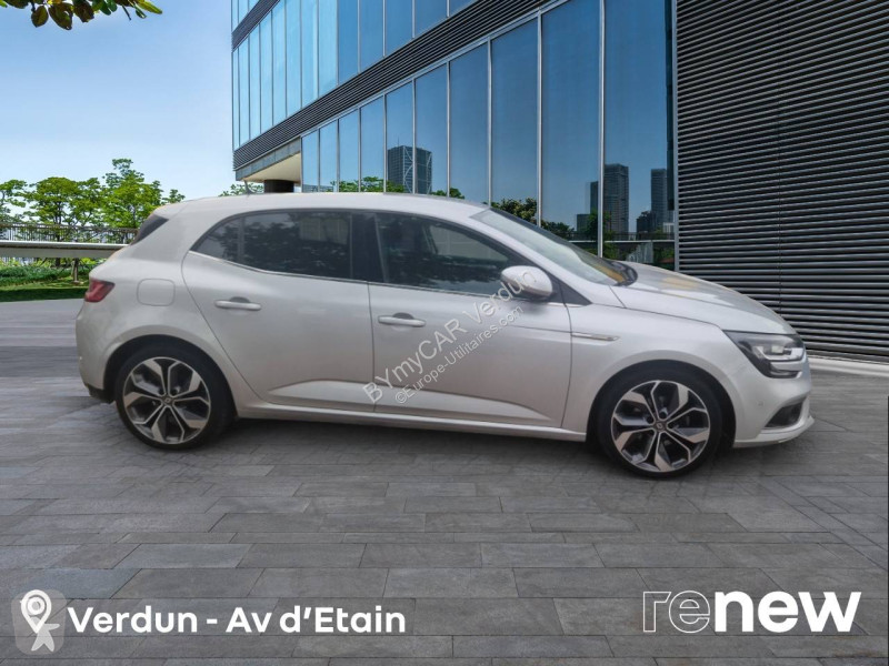 Užitkové vozidlo Renault Mégane IV Berline TCe...