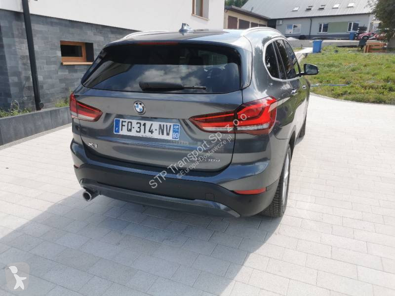Véhicule utilitaire BMW