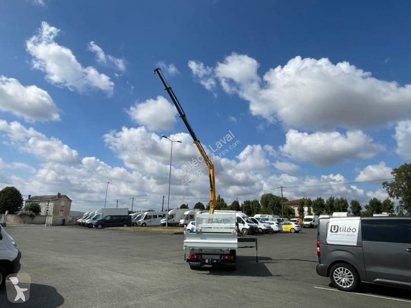 Véhicule utilitaire Mitsubishi Fuso