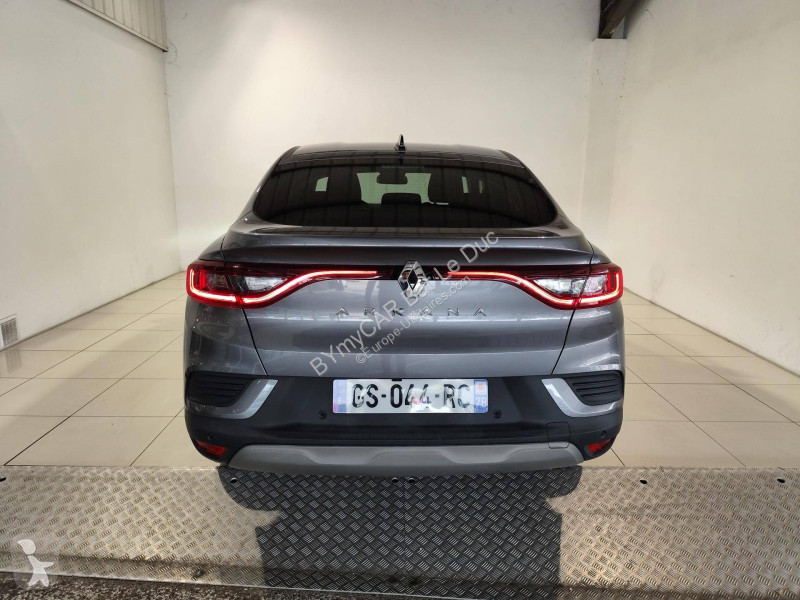 Autoutilitară Renault Arkana mild hybrid 140...