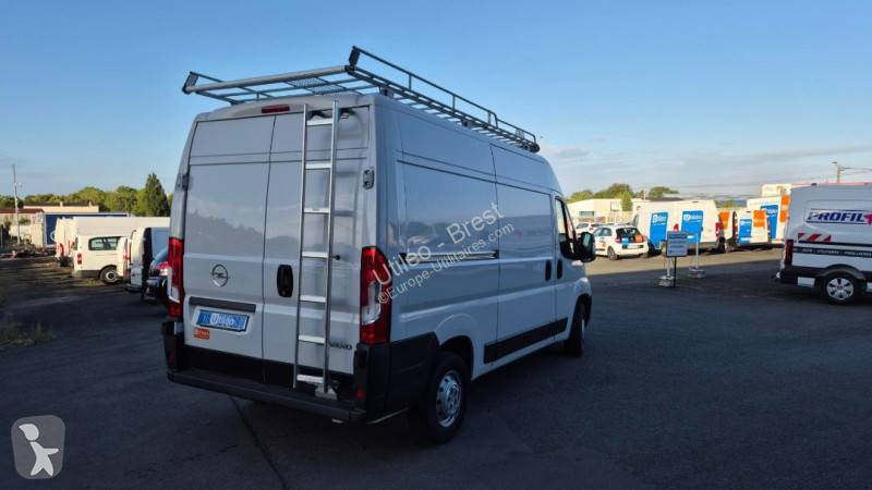 Véhicule utilitaire Opel