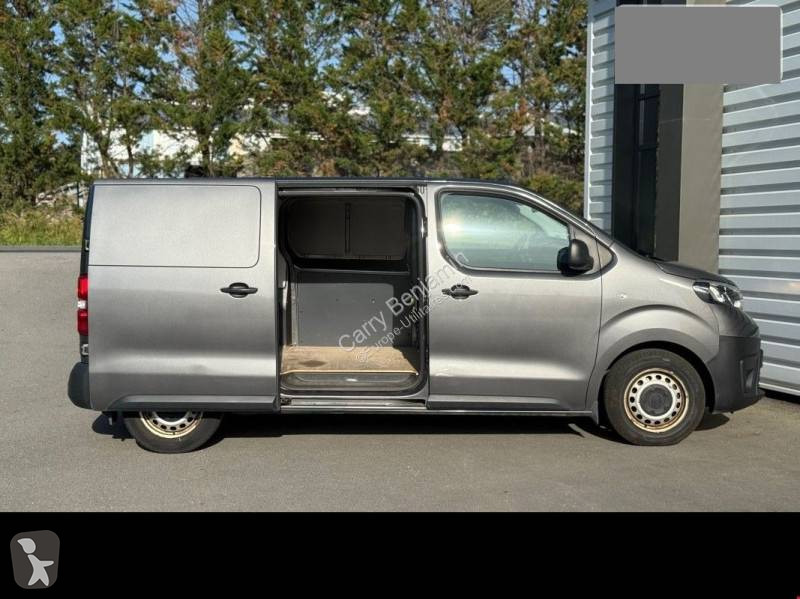 Véhicule utilitaire Toyota
