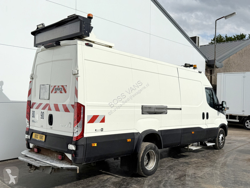Véhicule utilitaire Iveco 70C17 3.0 **Engine...