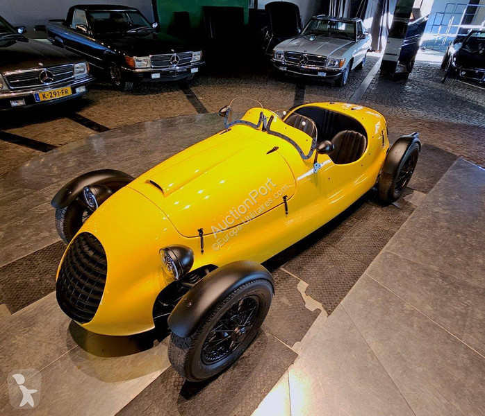 Véhicule utilitaire Ferrari  Vintage Racer...