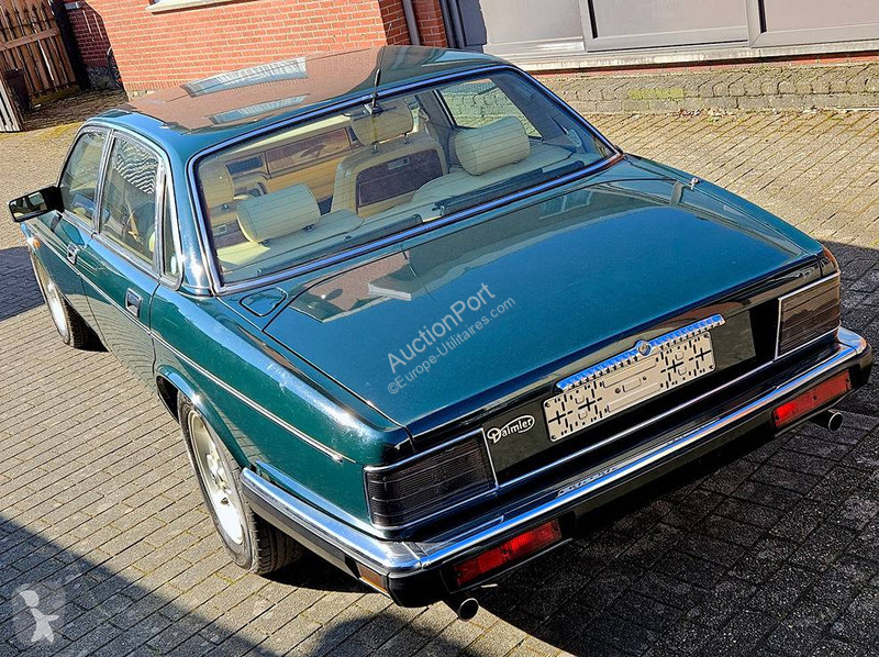 Veículo utilitário Daimler  4.0