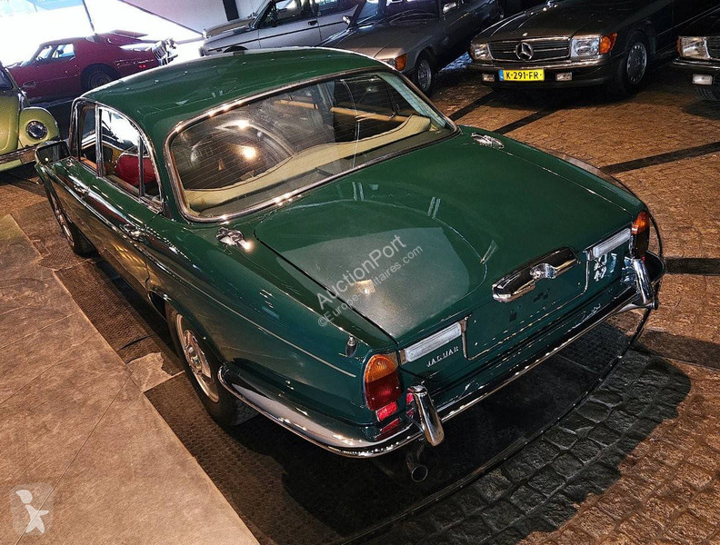 Véhicule utilitaire Jaguar (series II) 4.2...