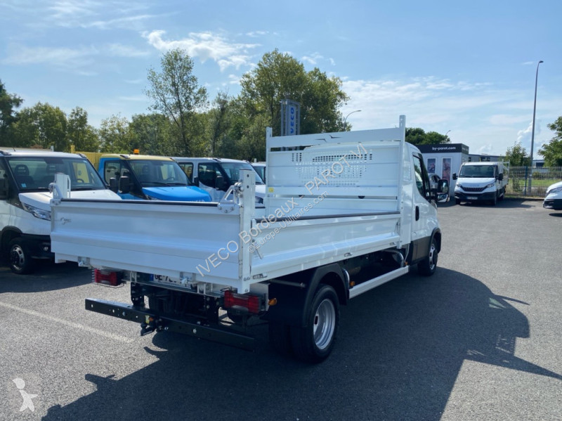 Furgoneta Iveco 35C16H3.0 Empattement 4100