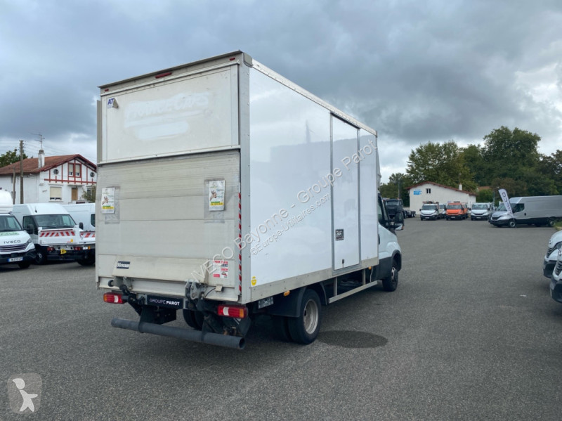 Furgoneta Iveco 35C16H3.0 empattement 4100 Tor